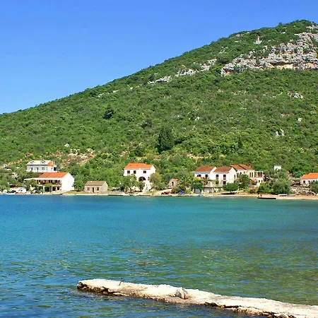 Luka Dubrava 13632c Apartmán